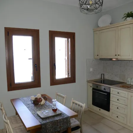 Goddesses 2 In Nies Apartament Sourpi