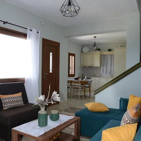 Apartament Goddesses 2 In Nies Sourpi