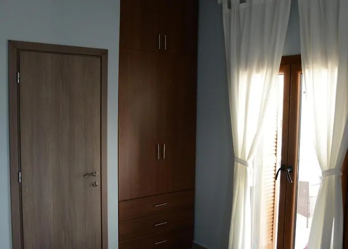 Goddesses 2 In Nies Apartmán